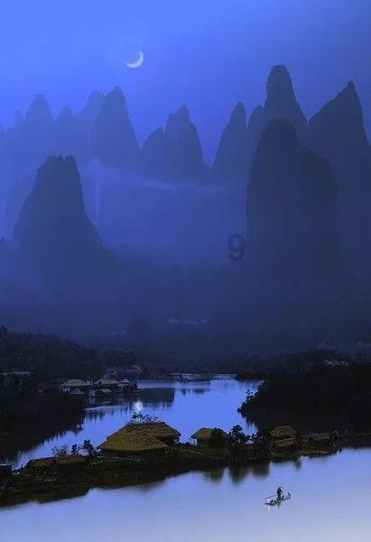 逃离无人的学校